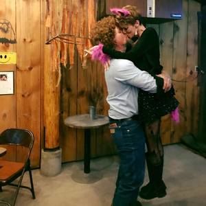 Meet your Posher, Taylor